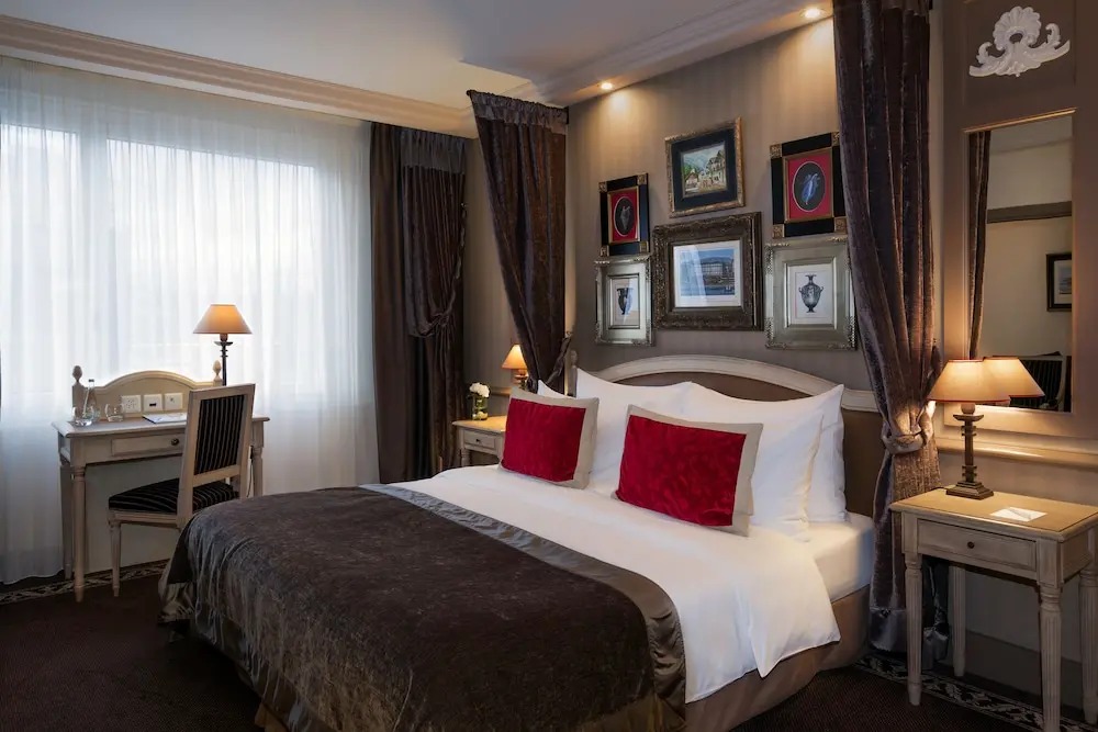 هتل رویال مونت